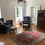 Villa-sleeps2-garden-private Park فيلة