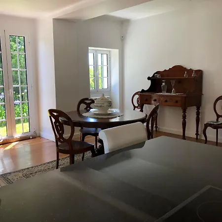 Villa-sleeps2-garden-private Park فيلة *