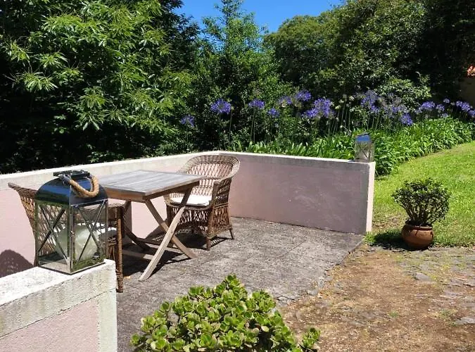 Villa-sleeps2-garden-private Park فيلة *